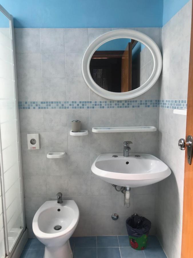 Hotel Villa Lorena Rimini Exteriör bild